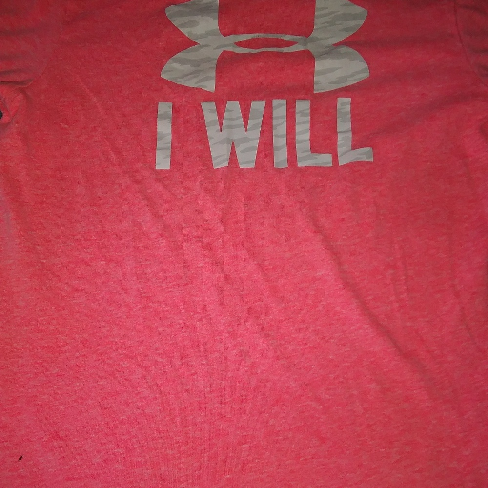 Woman's tee shirt